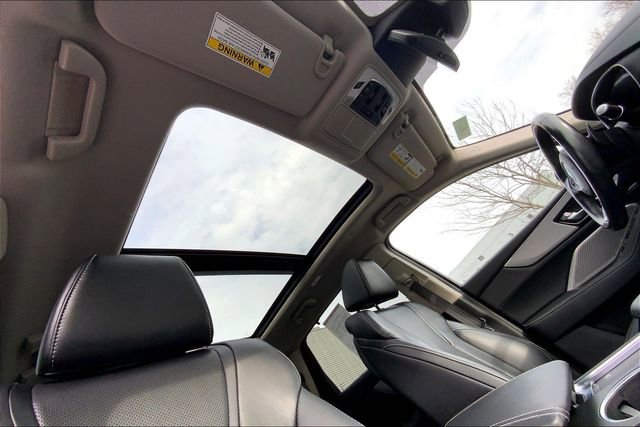 Used 2023 Acura MDX SH-AWD w/ Technology Package image 13