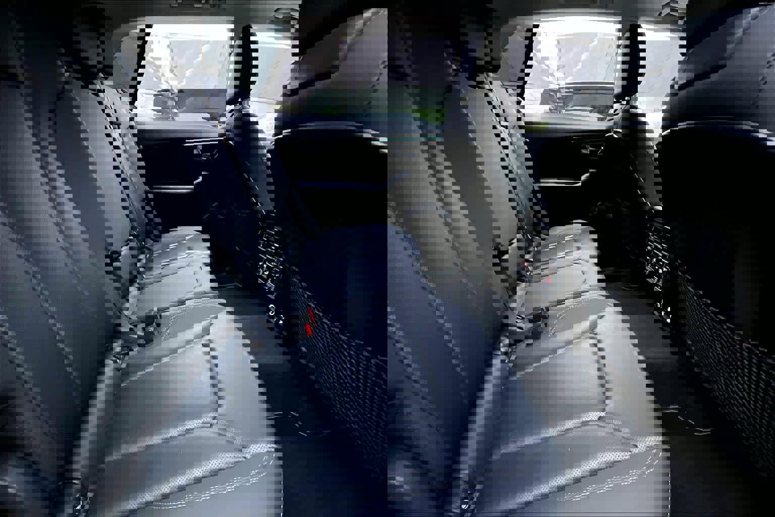 Used 2019 Audi Q8 Premium Plus w/ Premium Plus AWD/4WD image 20