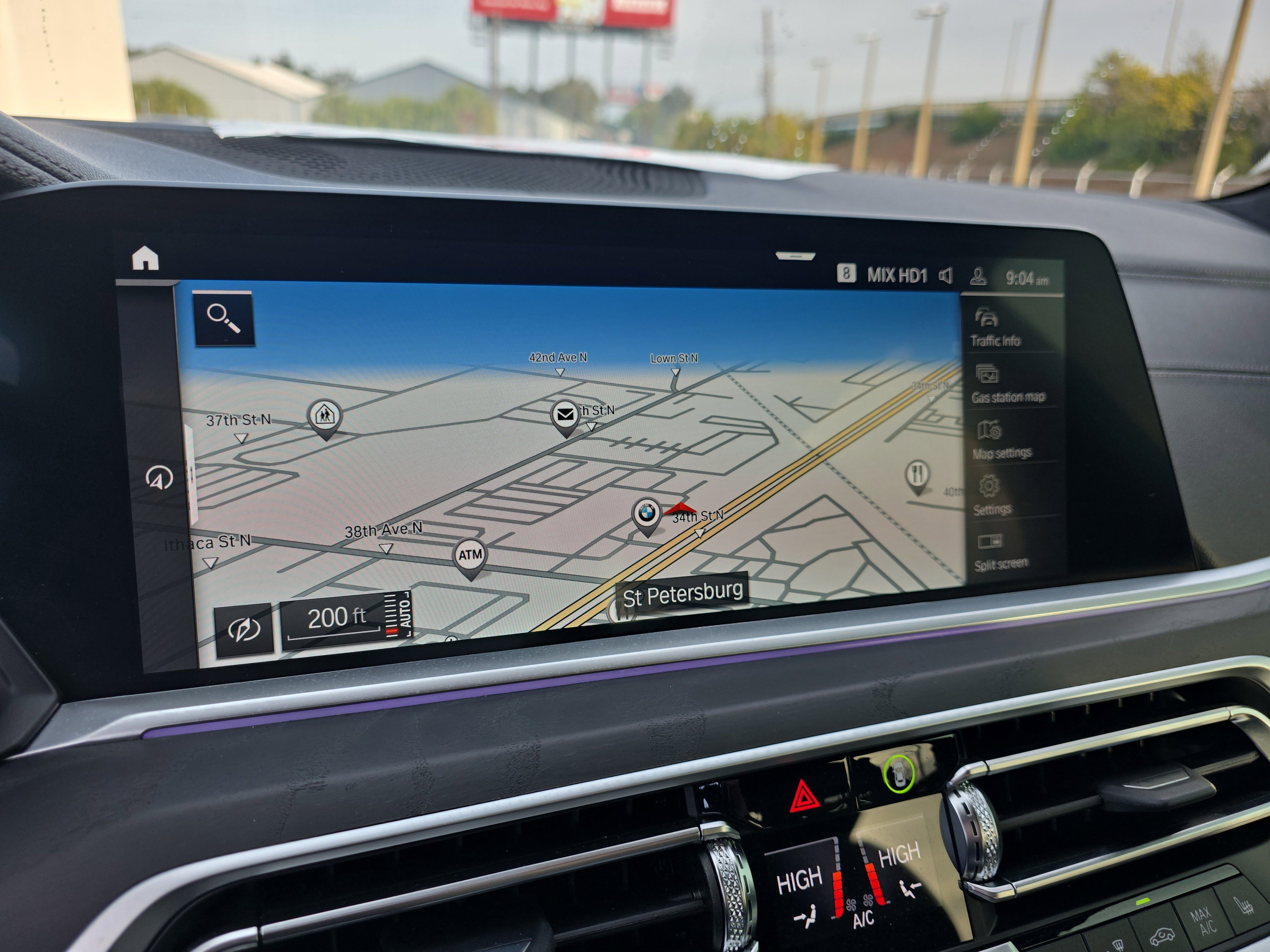 Used 2022 BMW X7 xDrive40i w/ M Sport Package image 25