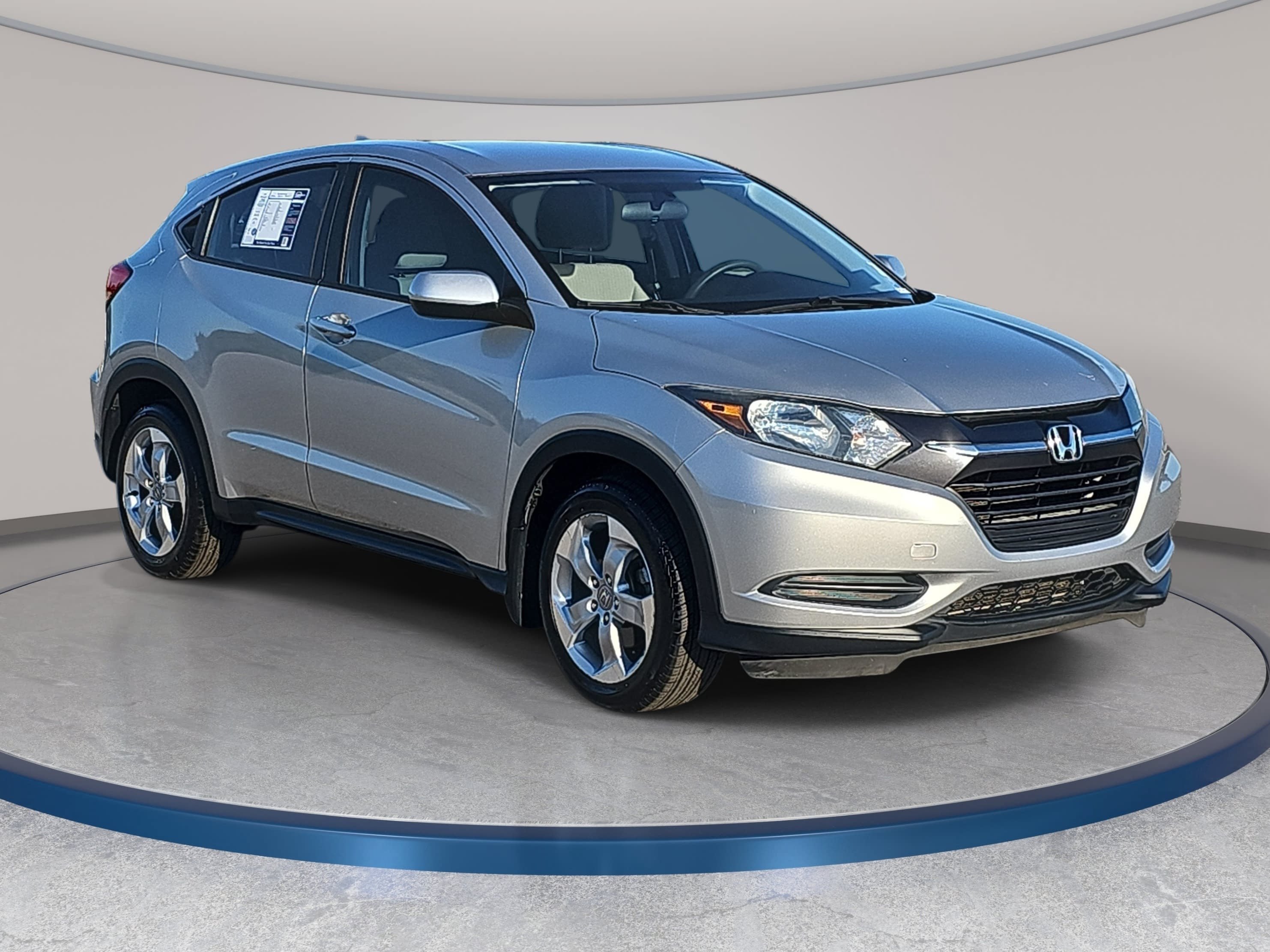 Used 2016 Honda HR-V LX image 3