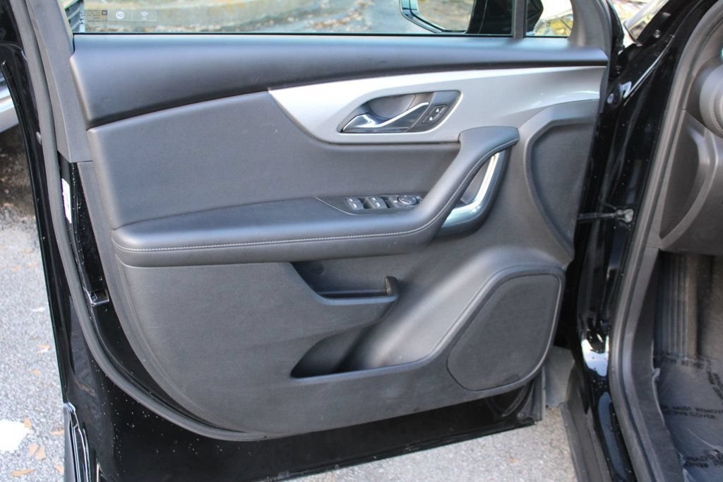 Used 2021 Chevrolet Blazer LT FWD image 20
