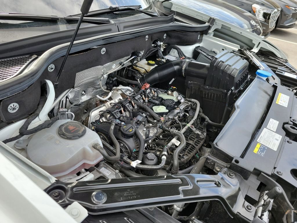 Used 2024 Volkswagen Atlas SEL Premium R-Line AWD/4WD image 40