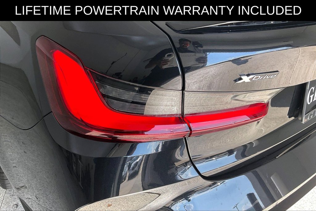 Used 2027 BMW M3 Competition AWD/4WD image 36