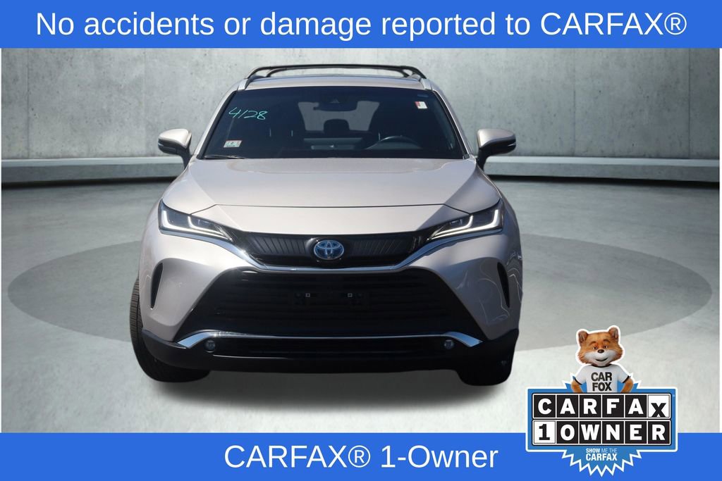 Used 2023 Toyota Venza XLE AWD/4WD image 2