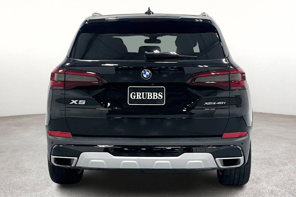 Used 2023 BMW X5 xDrive40i w/ Parking Assistance Package image 4