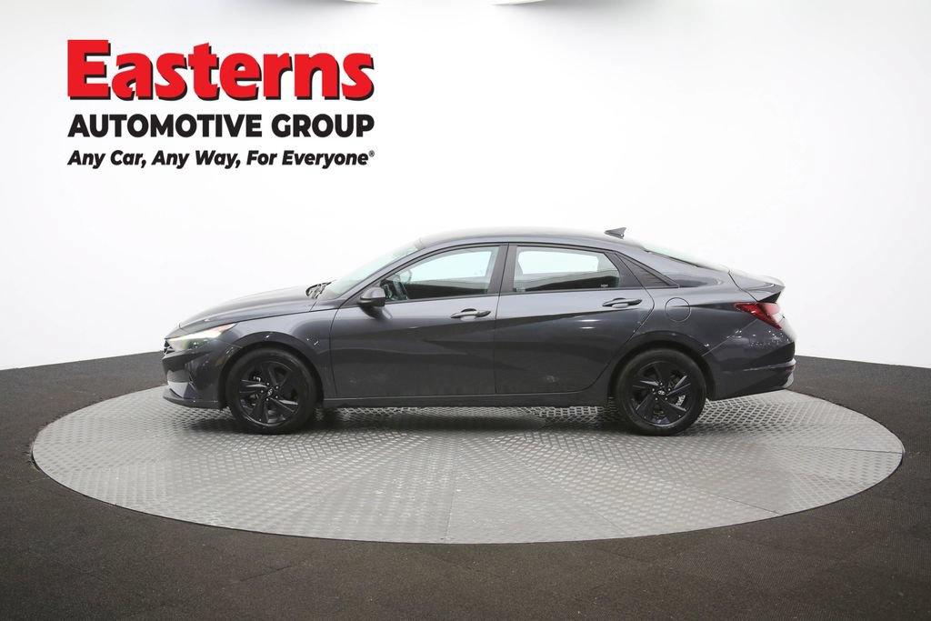 Used 2021 Hyundai Elantra SEL FWD image 59