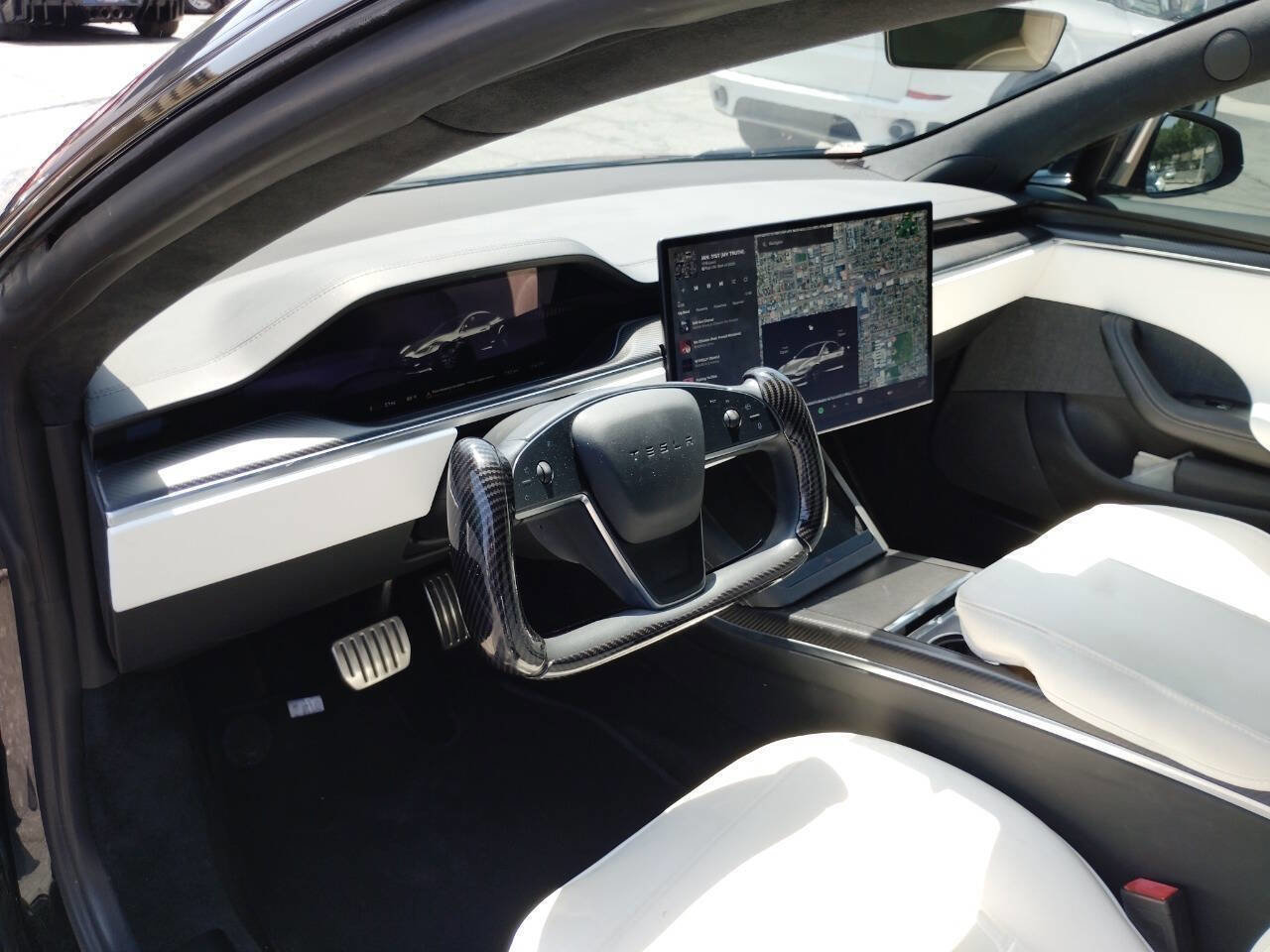 Used 2022 Tesla Model S Plaid AWD/4WD image 27