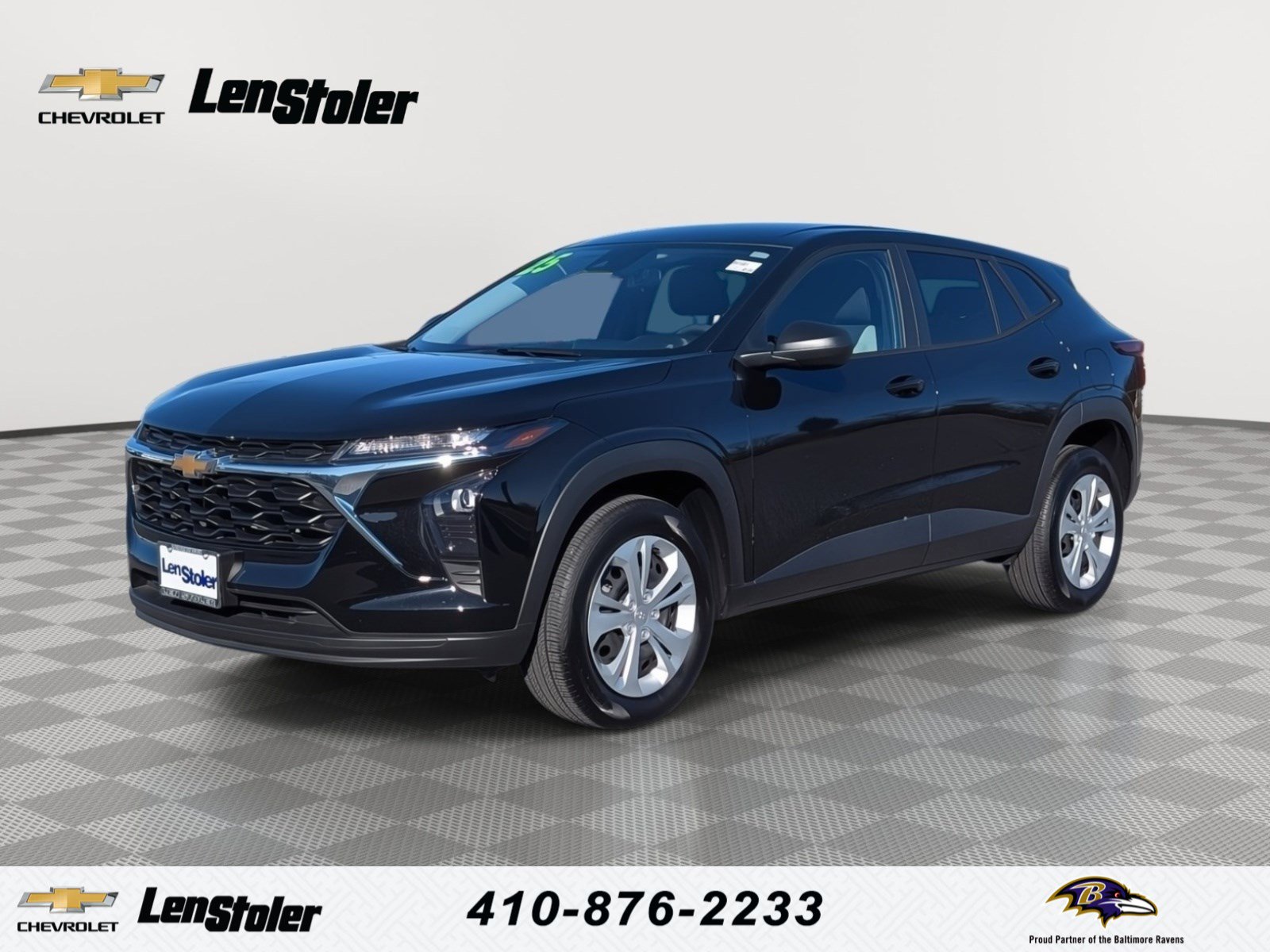 Used 2025 Chevrolet Trax LS image 1