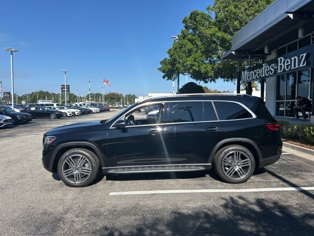 New 2026 Mercedes-Benz GLS 450 4MATIC image 3