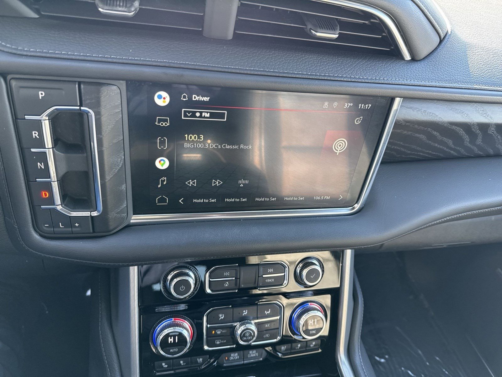 Used 2022 GMC Yukon Denali w/ Denali Premium Package image 17