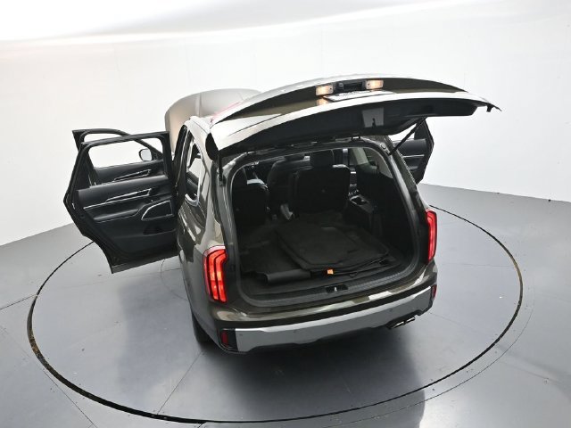 Used 2023 Kia Telluride S FWD image 56