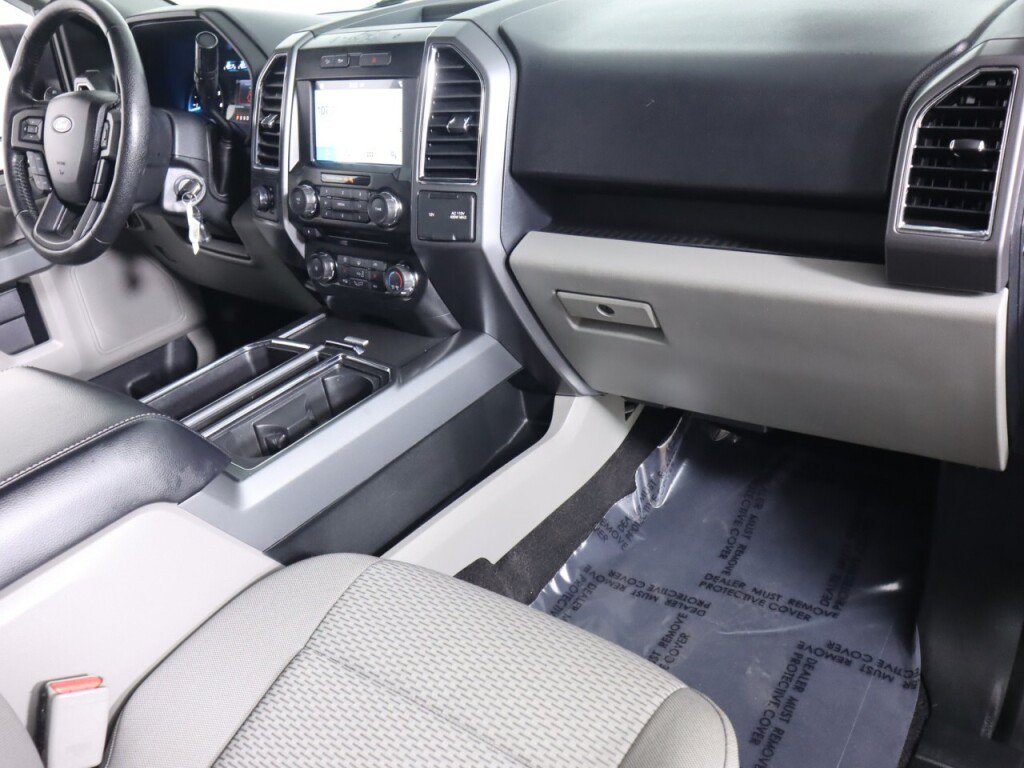 Used 2016 Ford F150 XLT w/ Equipment Group 302A Luxury AWD/4WD image 48
