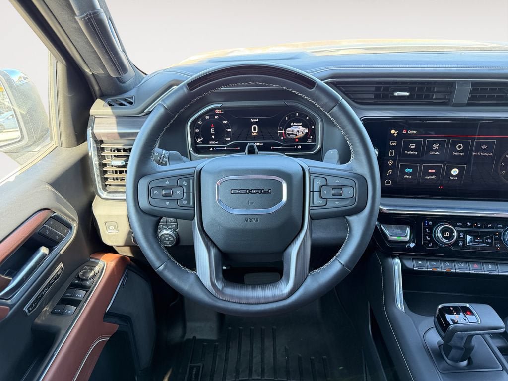 Used 2025 GMC Sierra 1500 Denali Ultimate AWD/4WD image 13