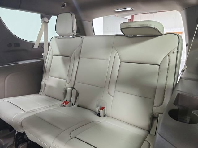 Used 2025 GMC Yukon XL Denali w/ Sun & Power Step Package RWD image 42