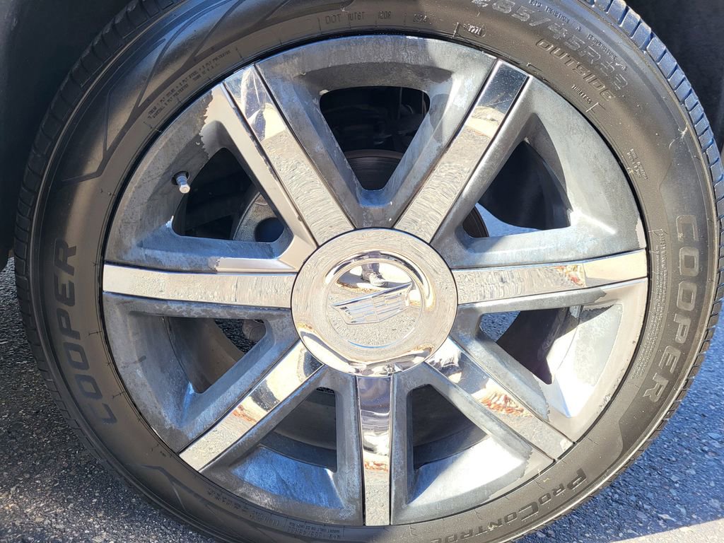 Used 2016 Cadillac Escalade Luxury AWD/4WD image 23