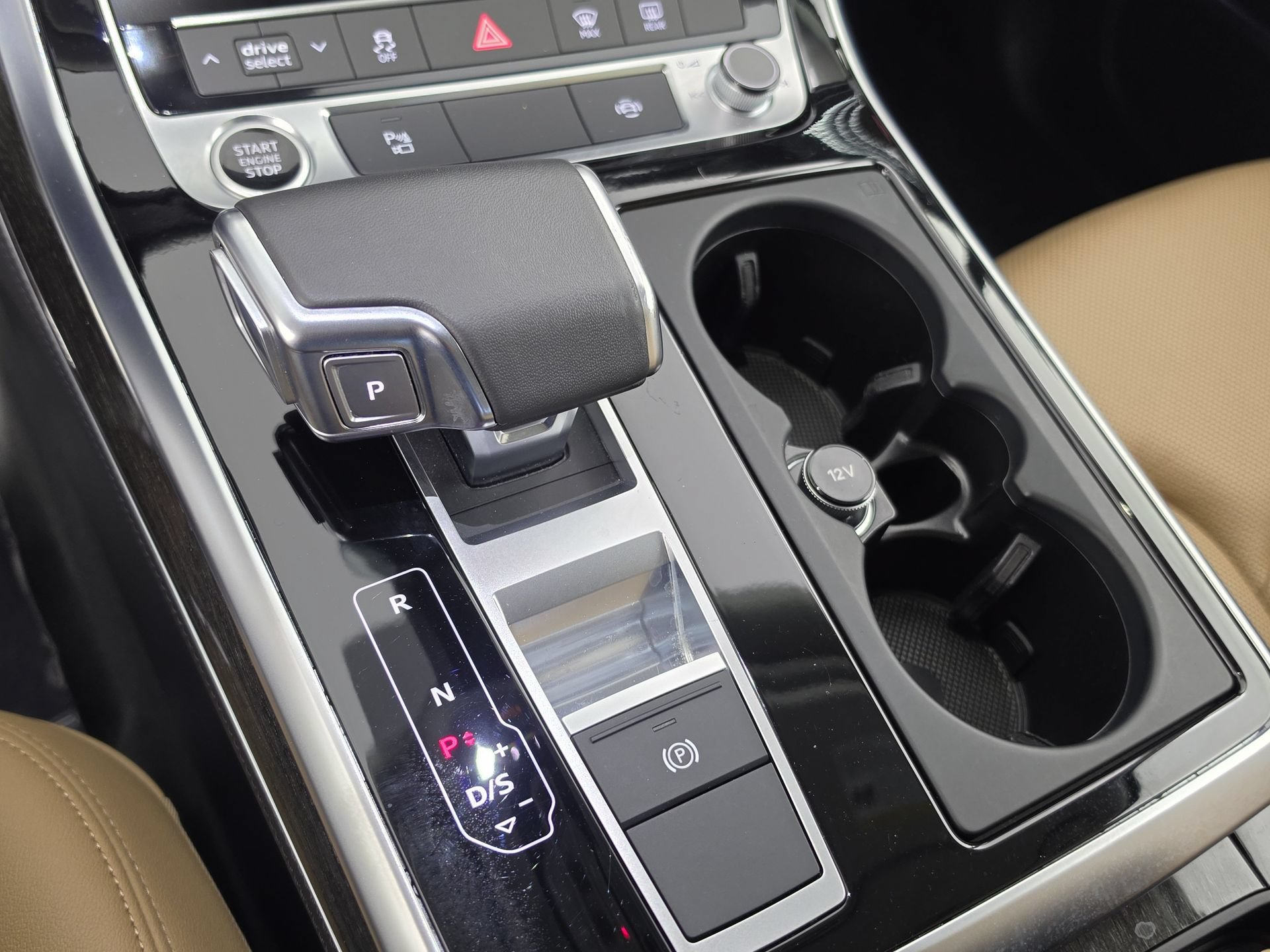 Certified 2024 Audi Q7 2.0T Premium Plus AWD/4WD image 32