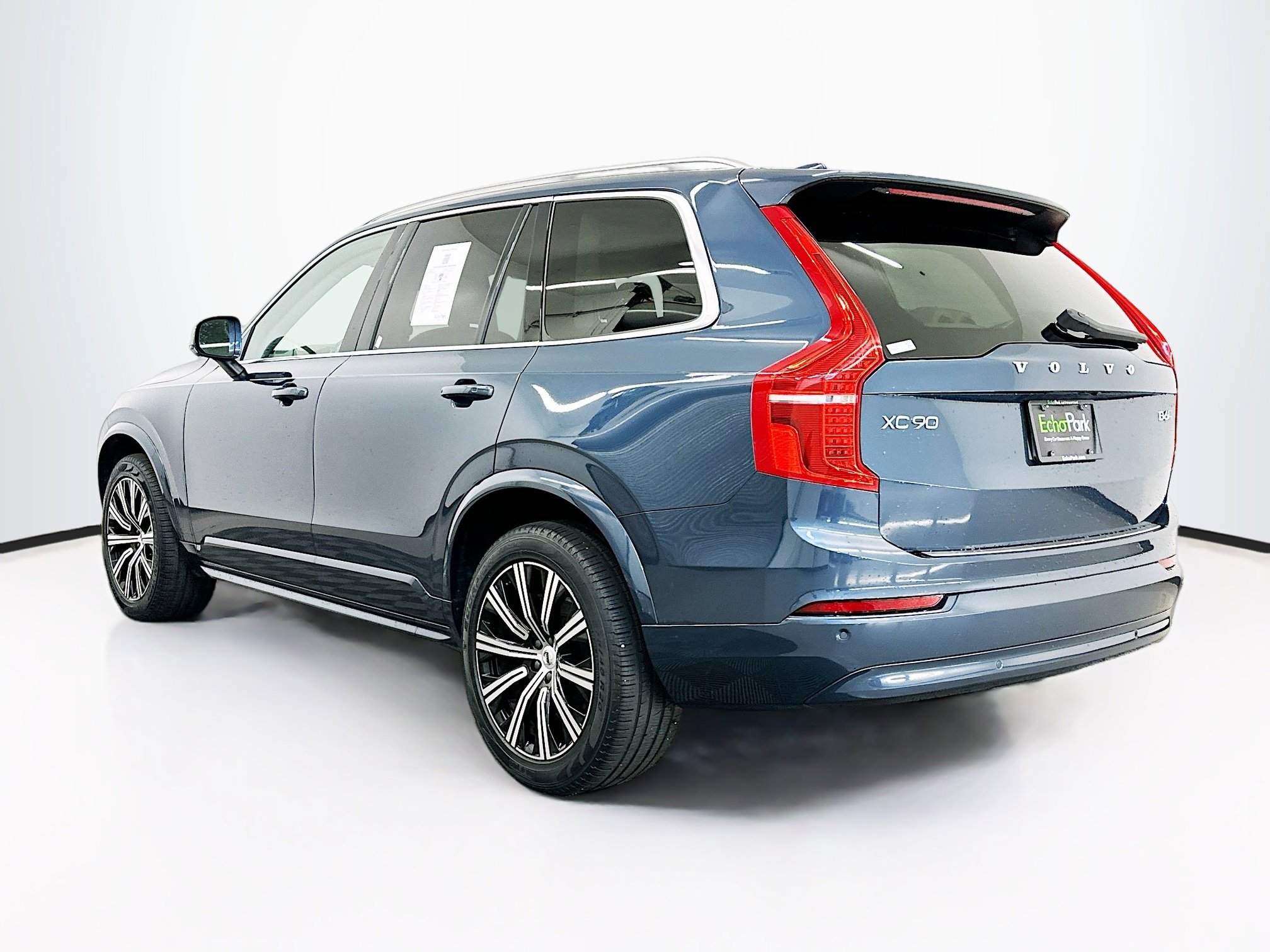 Used 2023 Volvo XC90 B6 Core w/ Protection Package Premier image 5