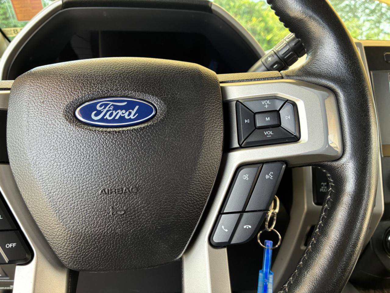 Used 2017 Ford F250 Lariat w/ Lariat Value Package image 29