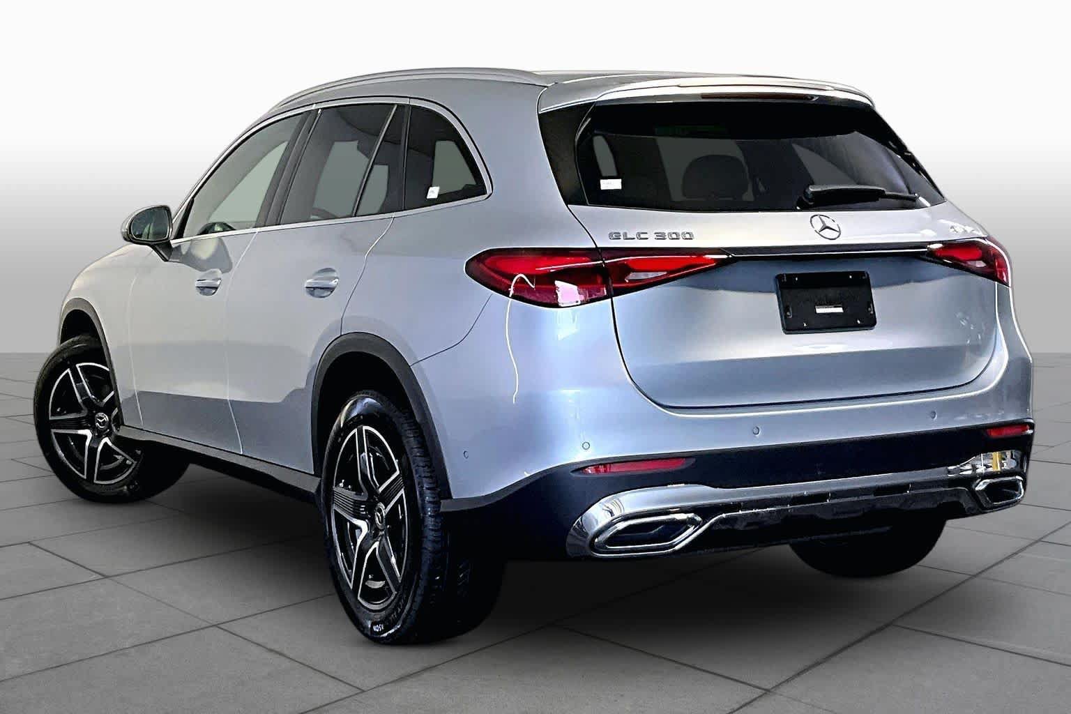 Used 2026 Mercedes-Benz GLC 300 4MATIC image 12