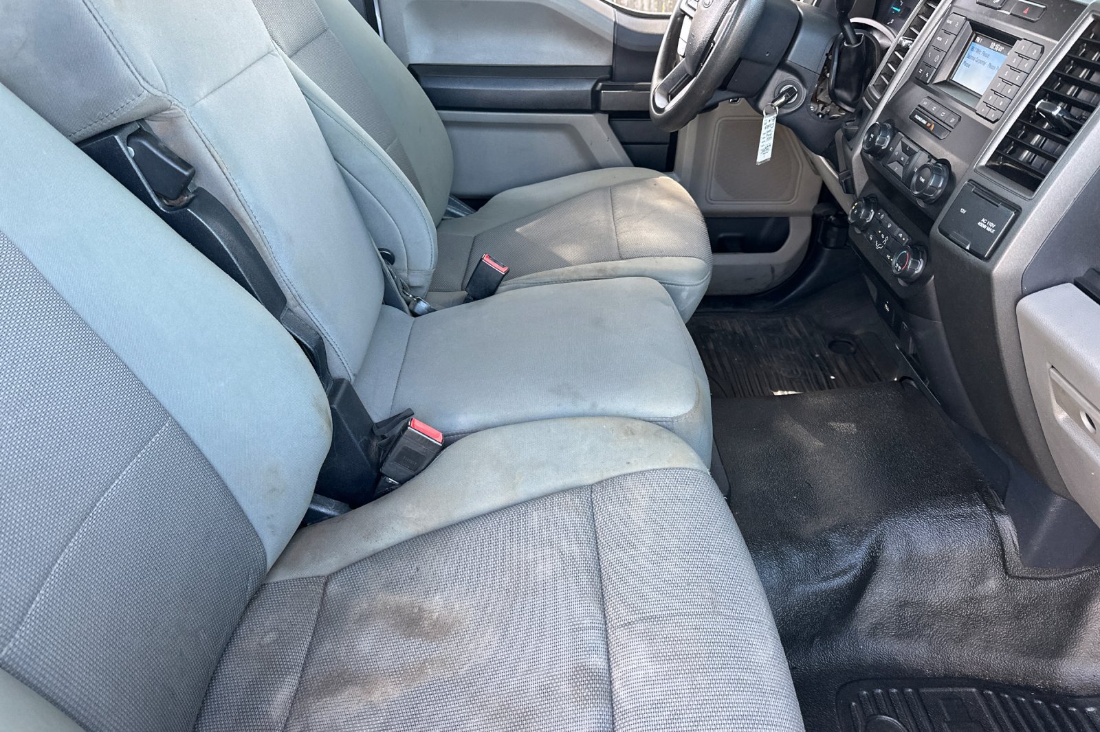 Used 2022 Ford F550 Luxury RWD image 13