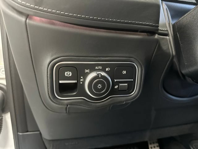 Used 2027 Mercedes-Benz G 63 AMG 4MATIC image 32