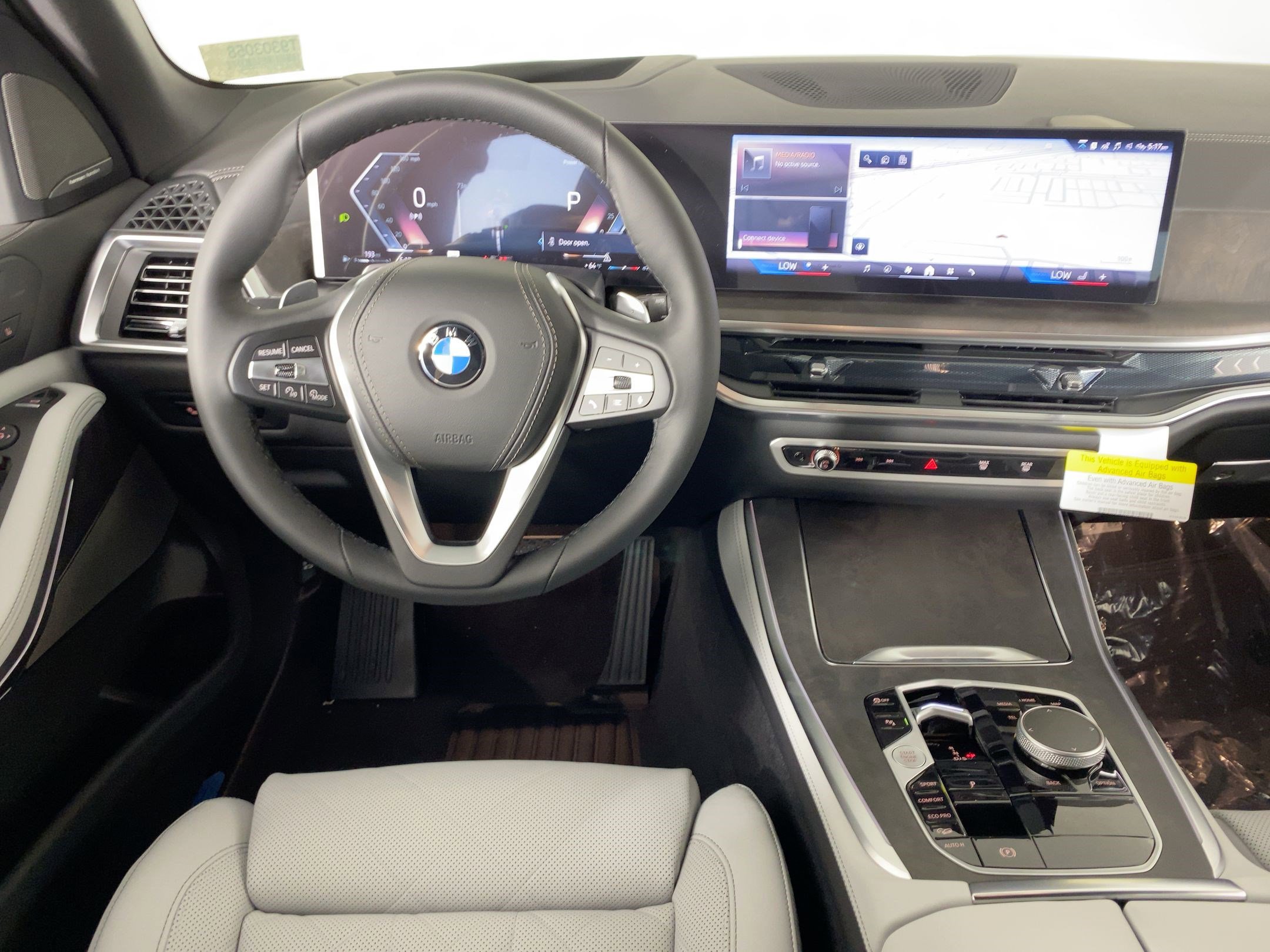 Used 2026 BMW X5 xDrive40i w/ Climate Comfort Package image 4