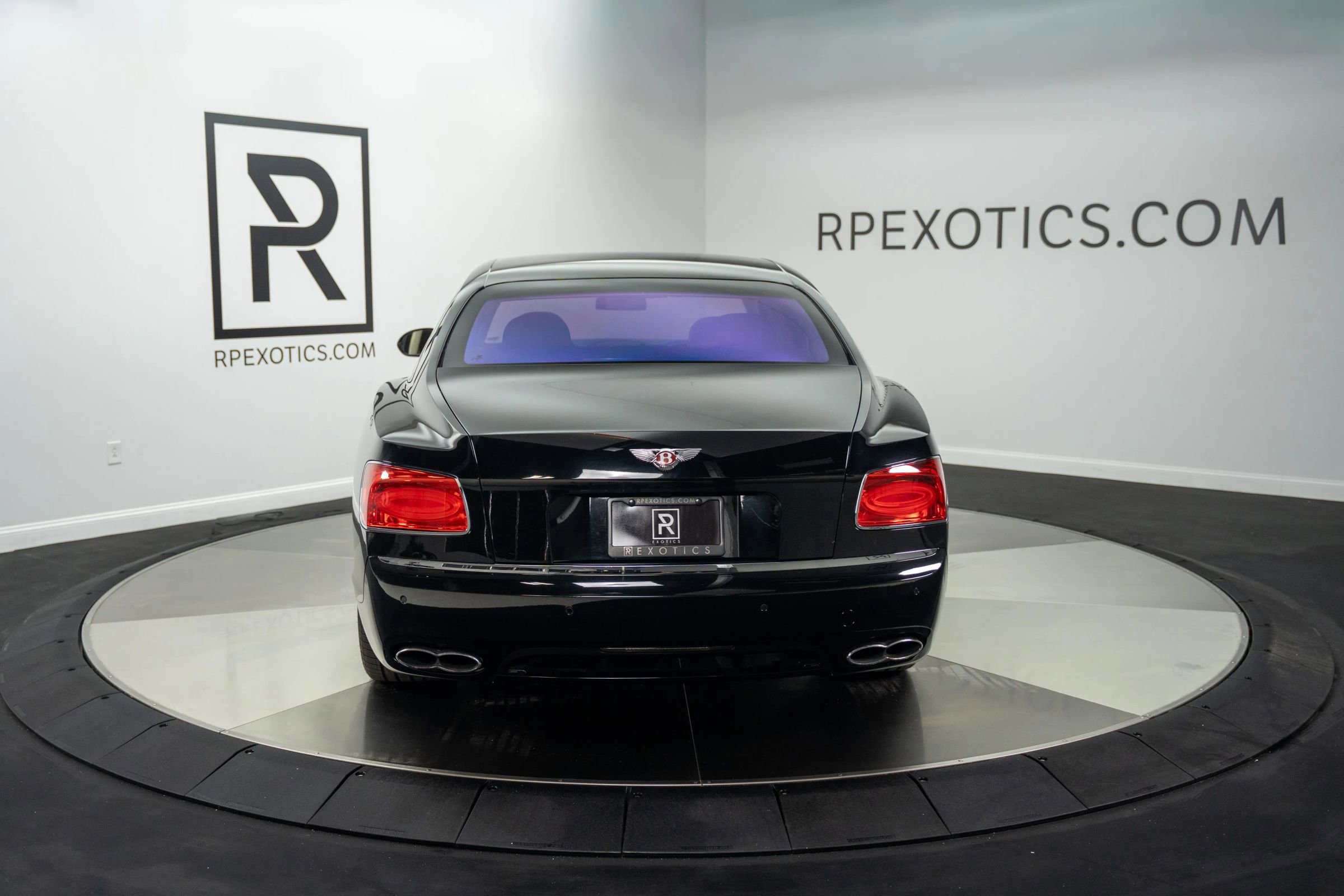 Used 2018 Bentley Flying Spur V8 image 9