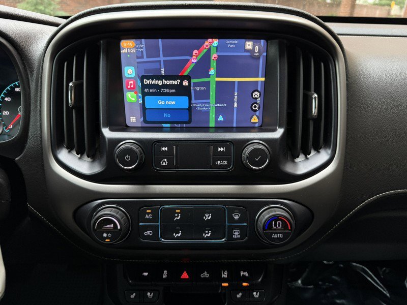 Used 2021 GMC Canyon Denali image 23