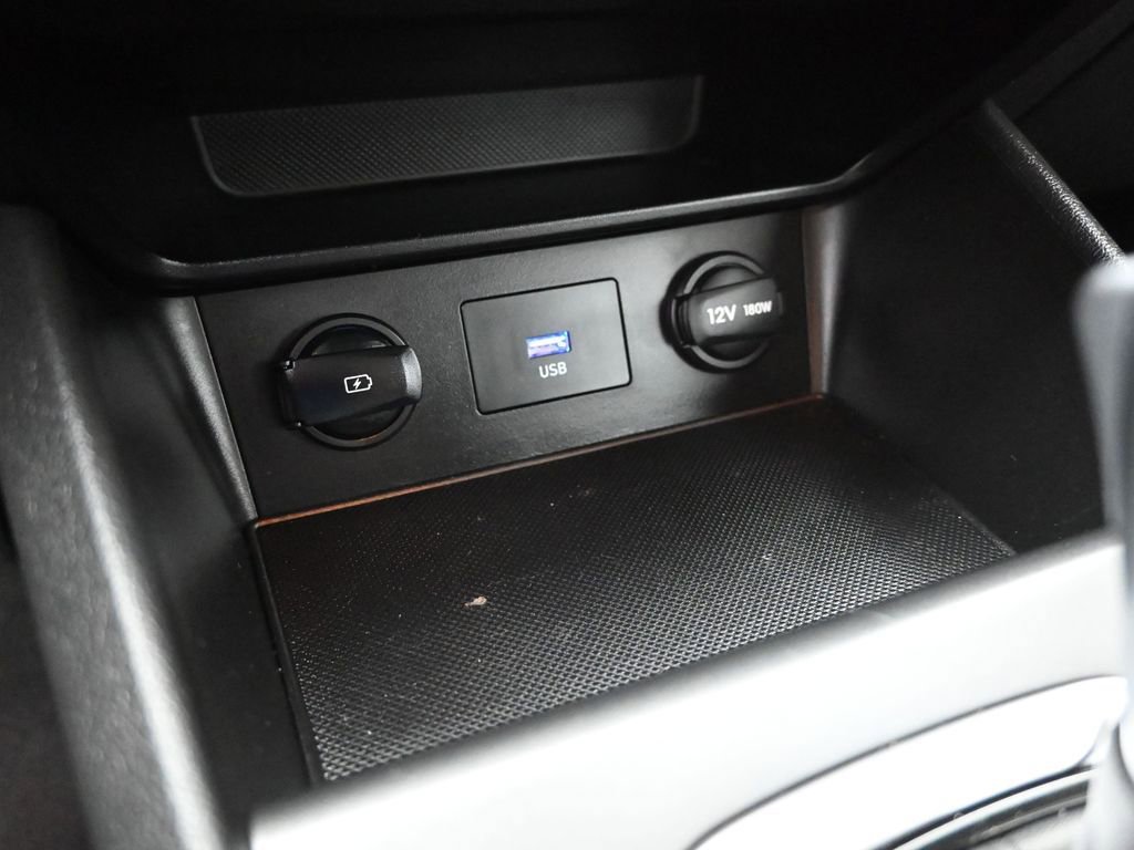 Used 2023 Hyundai Kona SEL image 18