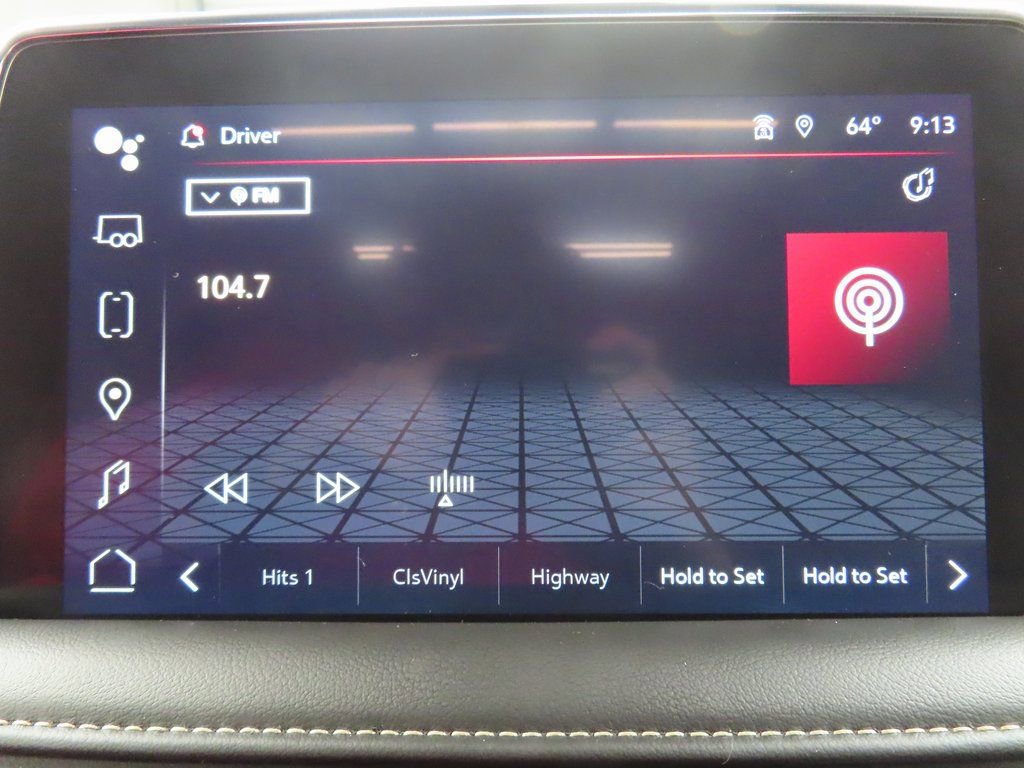 Used 2024 GMC Yukon XL SLT w/ SLT Premium Package image 21