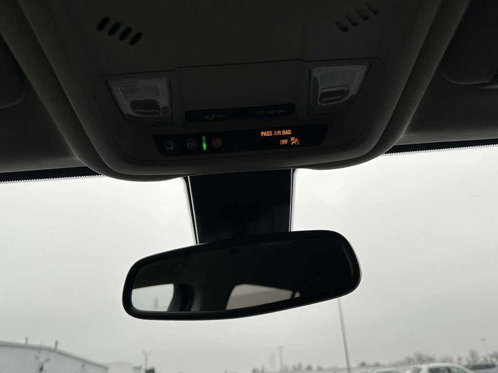 Certified 2023 GMC Terrain SLE w/ Driver Convenience Package image 30