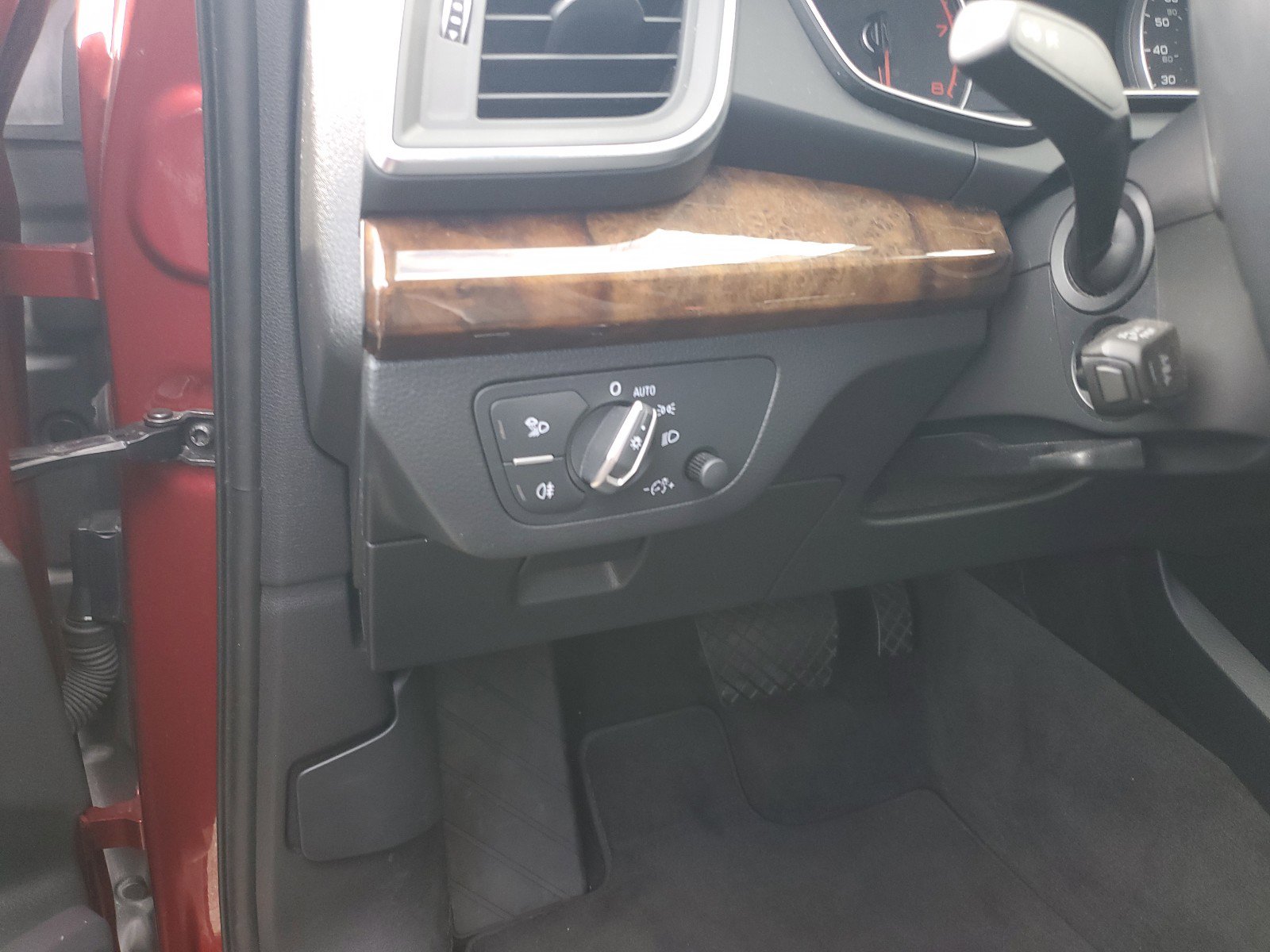 Used 2018 Audi Q5 2.0T Premium w/ Convenience Package image 13