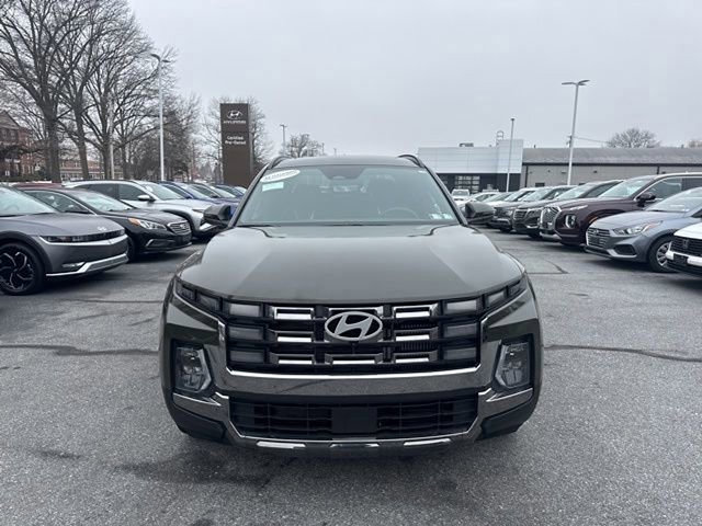 Certified 2025 Hyundai Santa Cruz Limited image 2