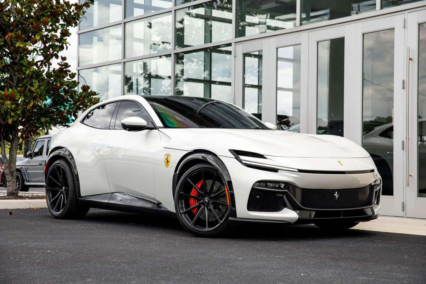 Used 2025 Ferrari Purosangue AWD/4WD image 23