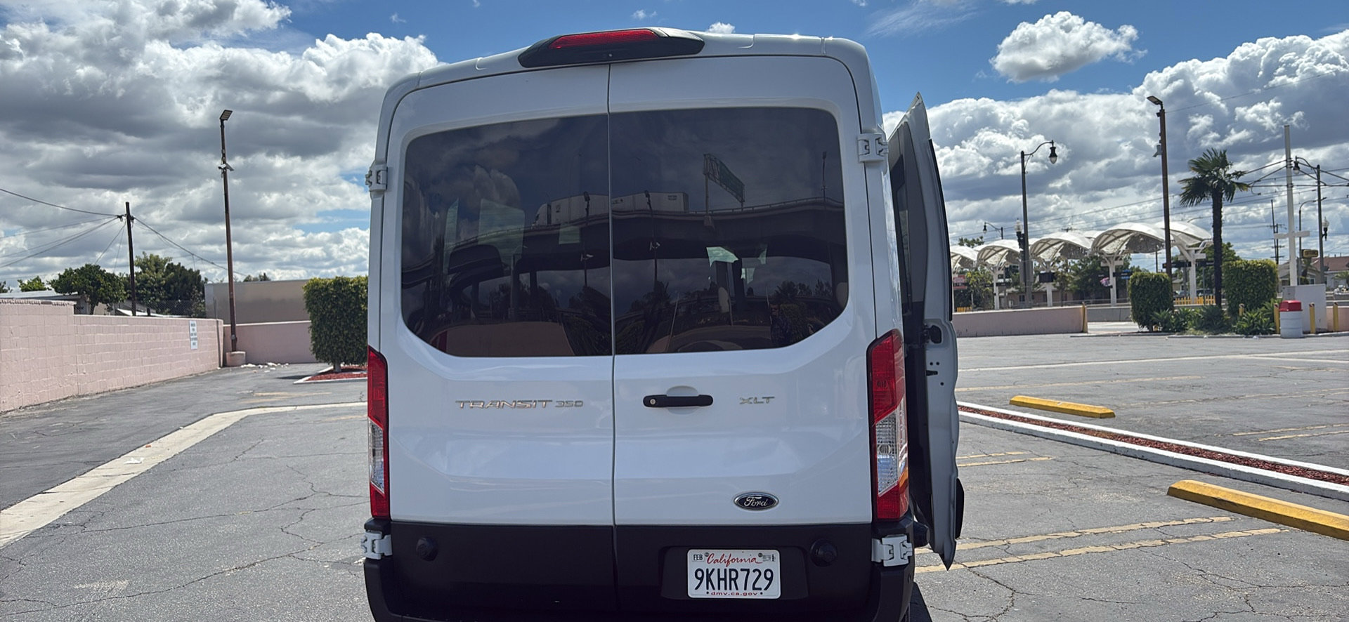 Used 2024 Ford Transit 350 XLT RWD image 42