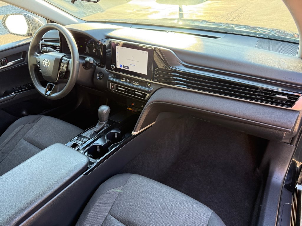 Used 2026 Toyota Camry LE AWD/4WD image 17