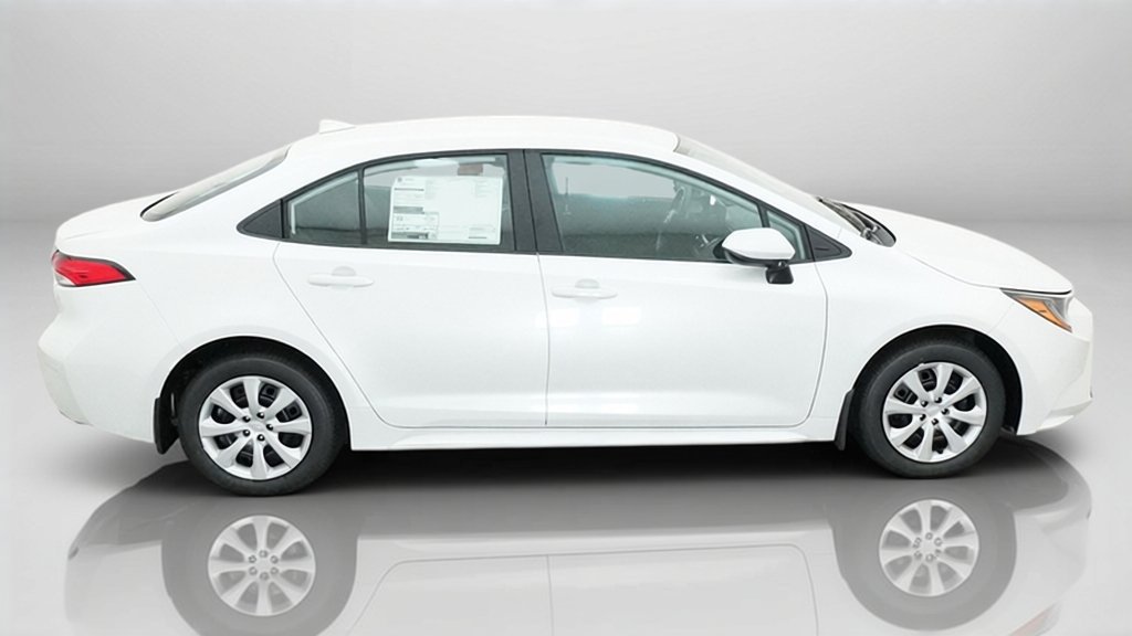 New 2027 Toyota Corolla LE FWD image 23