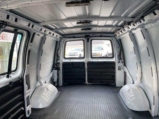 New 2025 Chevrolet Express 2500 w/ Driver Convenience Package image 17