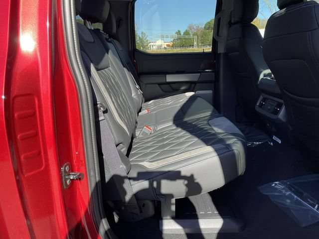New 2026 Ford F250 Lariat w/ Black Appearance Package AWD/4WD image 29
