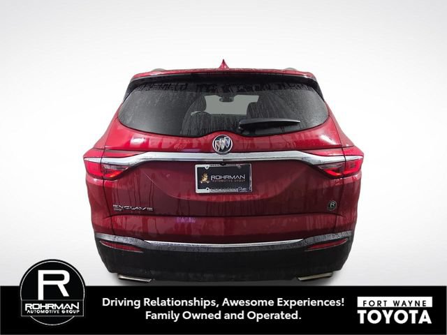 Used 2020 Buick Enclave Essence w/ Sound and Sites Package AWD/4WD image 9