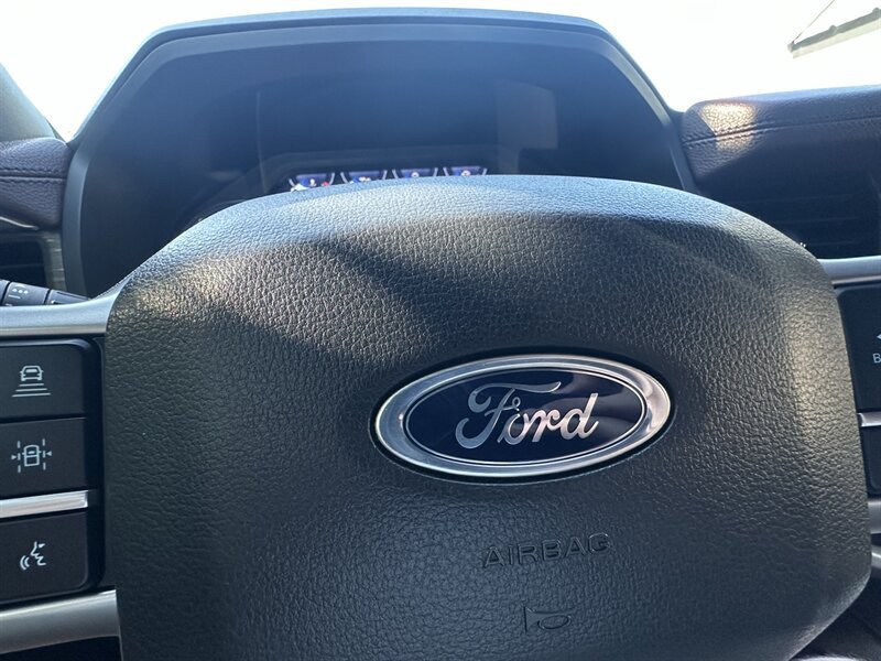 Used 2024 Ford Expedition Max Limited AWD/4WD image 25