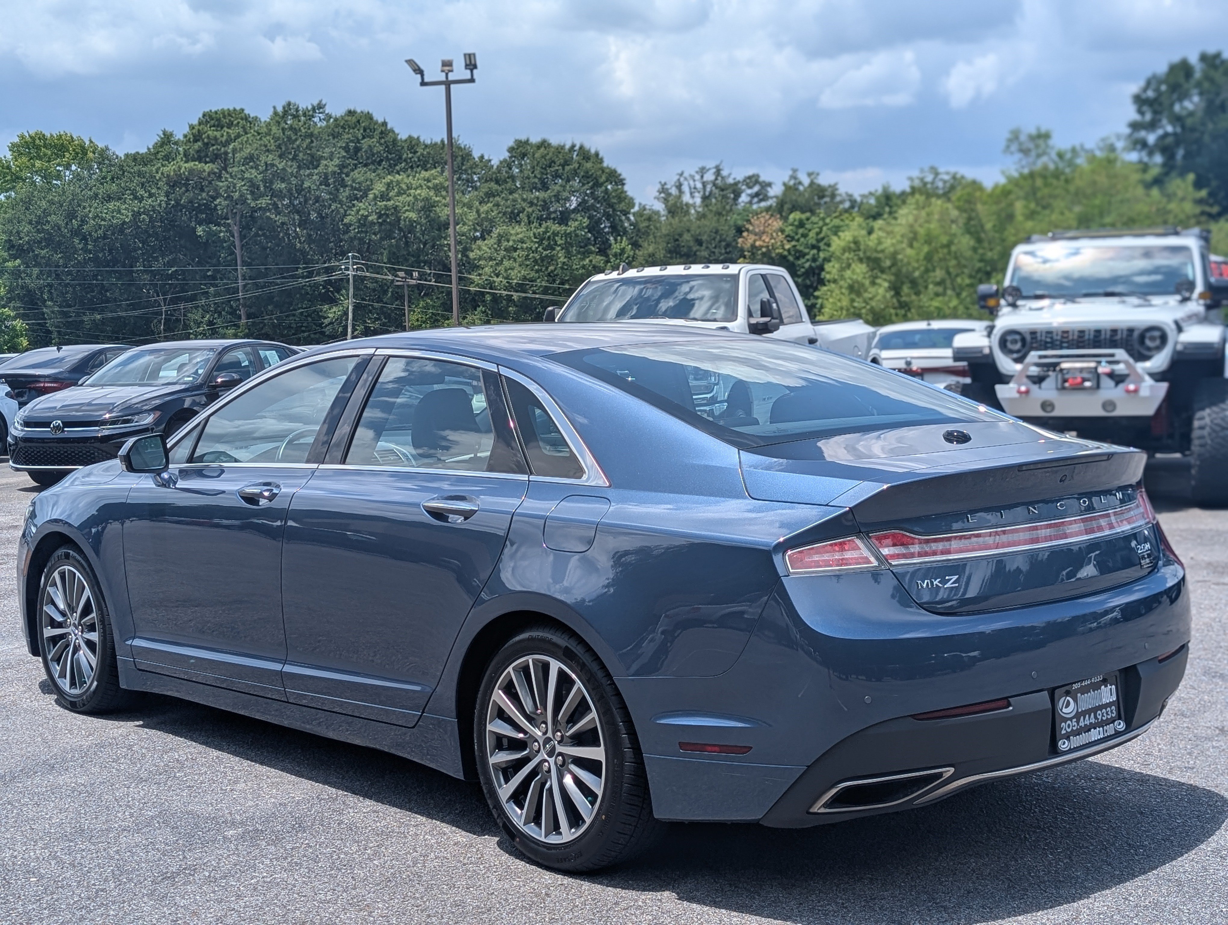 Used 2019 Lincoln MKZ Premiere FWD image 7