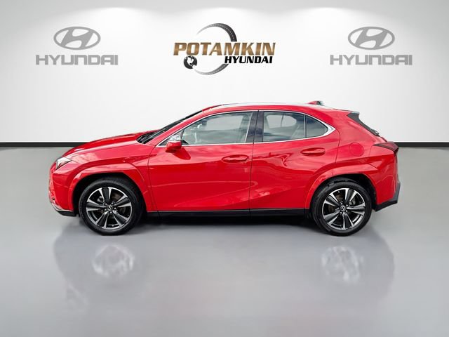 Used 2024 Lexus UX 250h FWD w/ Premium Package image 8