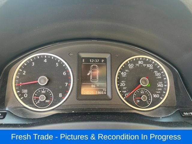 Used 2015 Volkswagen Tiguan SEL AWD/4WD image 12