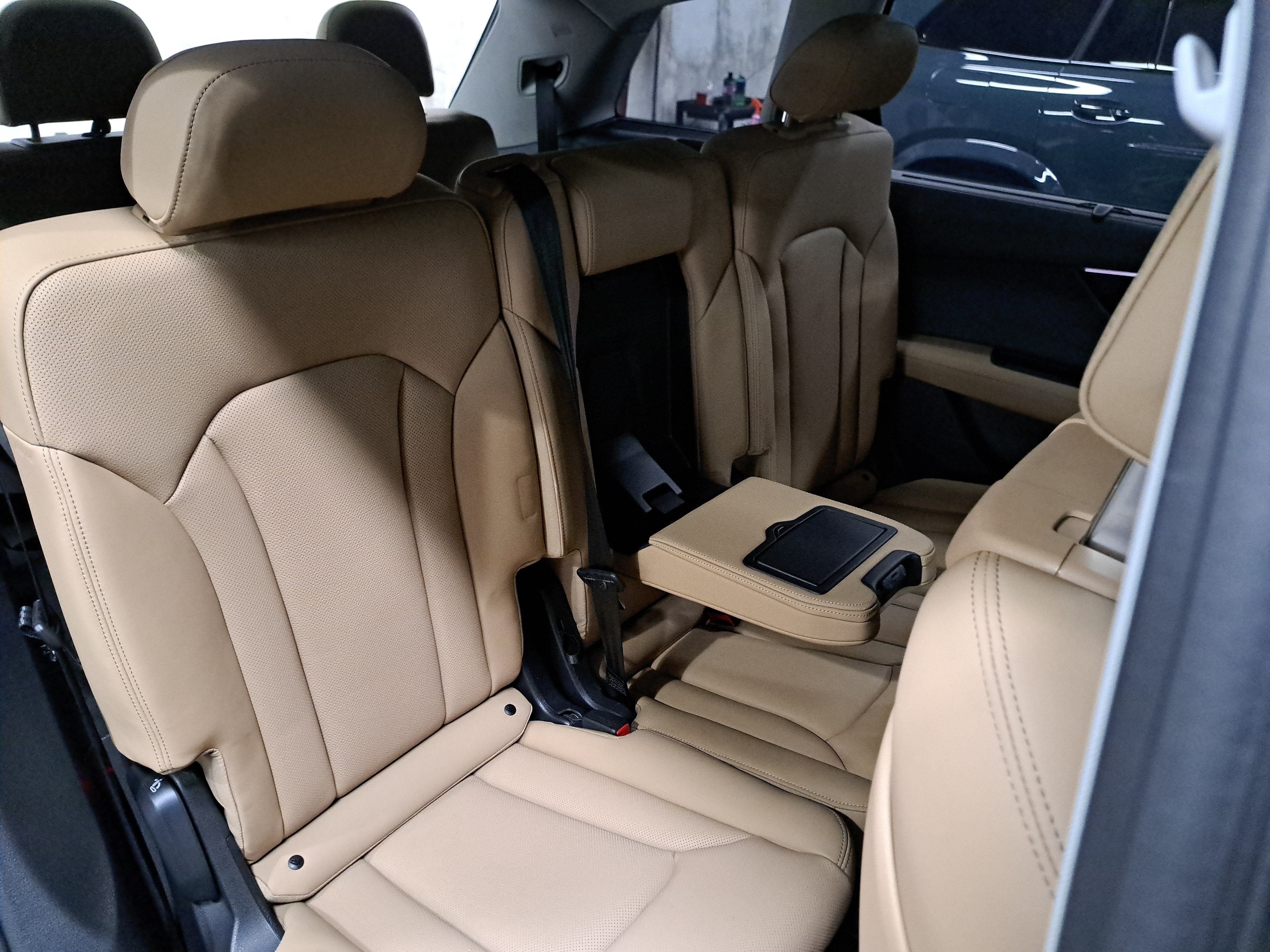 Used 2025 Audi Q7 3.0T Prestige AWD/4WD image 12