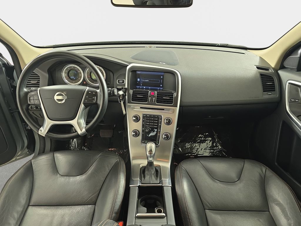 Used 2013 Volvo XC60 T6 AWD/4WD image 14