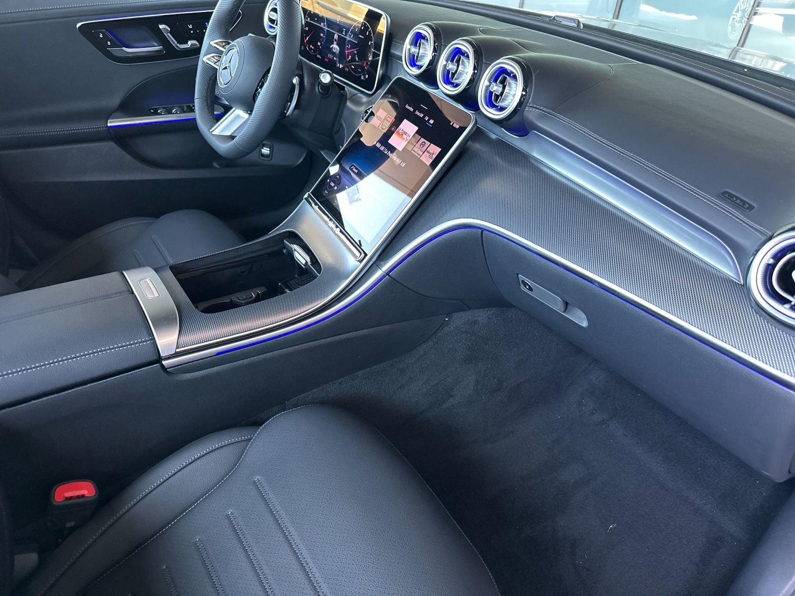 New 2025 Mercedes-Benz C 300 4MATIC Sedan image 15