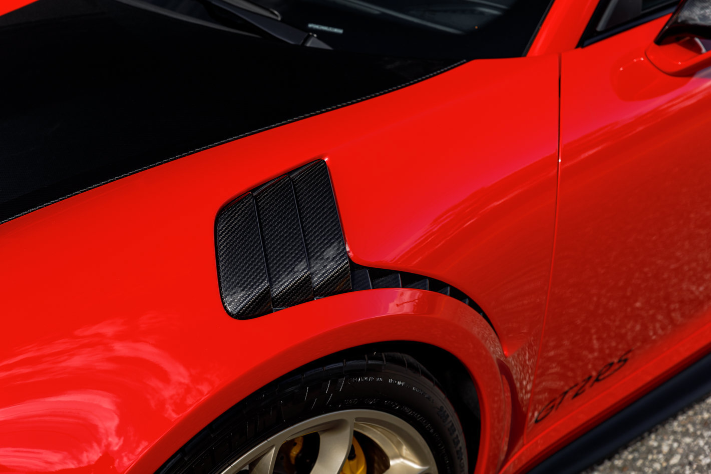 Used 2018 Porsche 911 GT2 RS RWD image 38