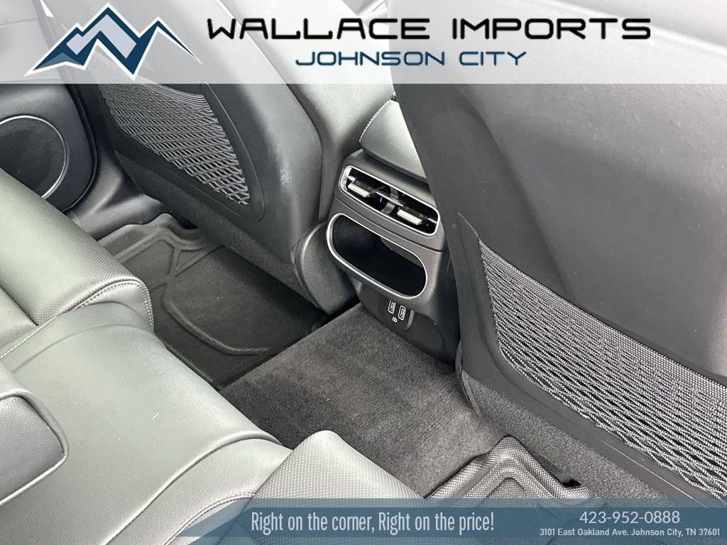 Used 2023 Genesis GV70 2.5T w/ Select Package image 41