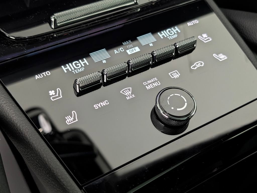 New 2026 Porsche Cayenne Coupe image 35